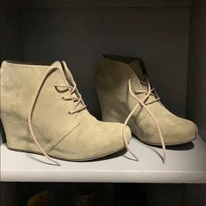 Suede grey pump wedge heel booties